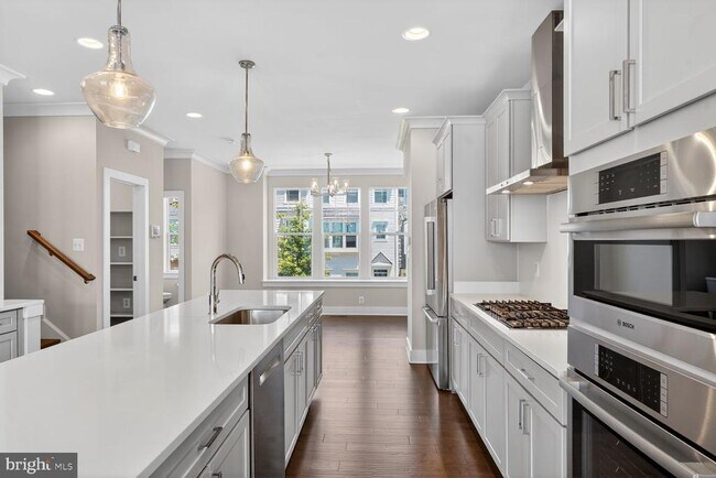 Building Photo - 5128 Ridgeview Retreat Dr