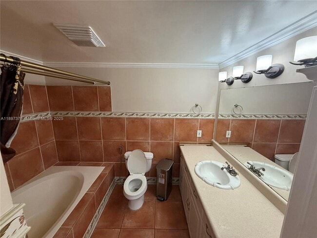 Building Photo - 10865 Gibson Dr