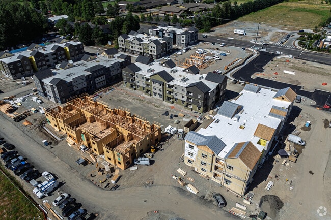 Building Photo - East Town Crossing