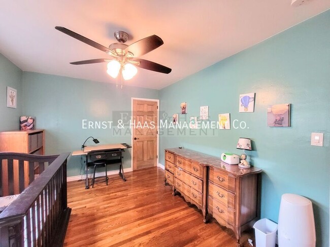 Building Photo - Beautiful Lakewood 3 Bedroom 2 Bath Home w...