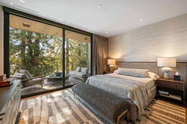 Building Photo - 171 Sawmill Cir