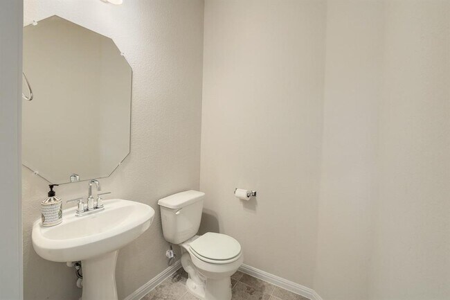 Building Photo - 10709 Blacket Dr