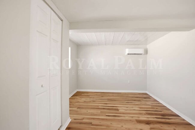 Building Photo - North Fort Myers has 99 Problems but this 1/1 Isn't It!