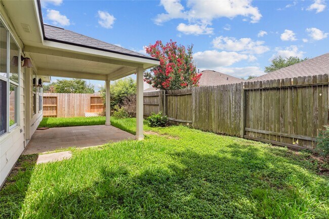 Building Photo - 19511 Ingham Dr