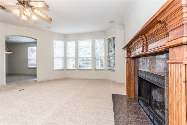 Building Photo - 10804 Briar Brook Ln