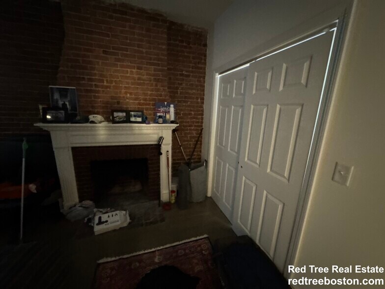 Building Photo - 1408 Beacon St