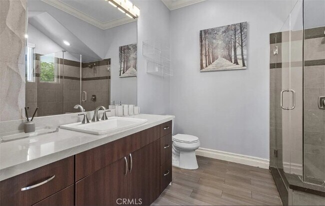 Building Photo - 201 N Reese Pl