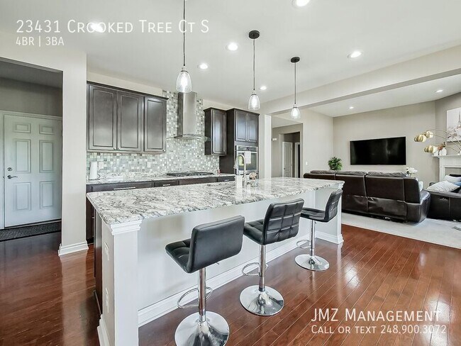 Building Photo - 23431 Crooked Tree Ct S