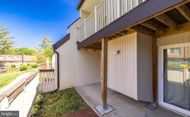 Building Photo - 3919 El Soneta Pl