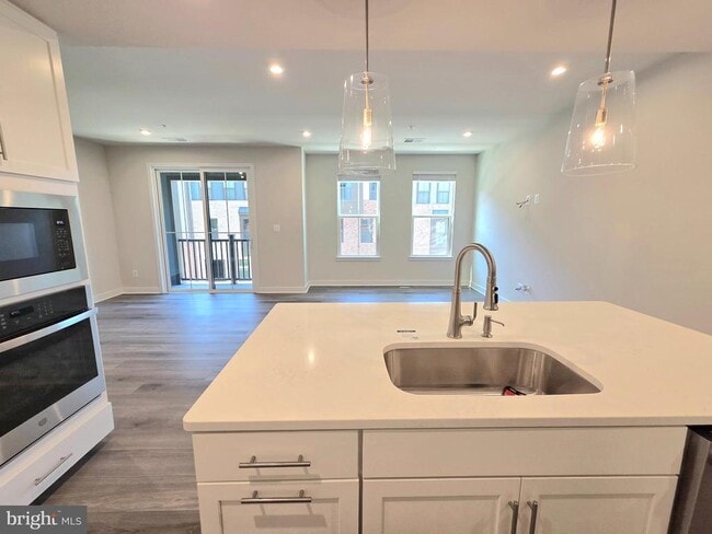Building Photo - 4540 Dandelion Lp