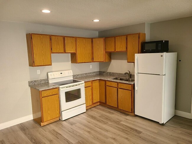 Primary Photo - 2865 Kirby Cir NE