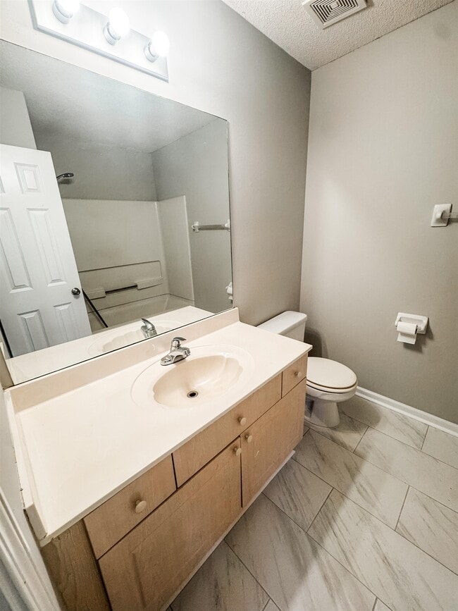 Building Photo - 6900 Wrigley Dr