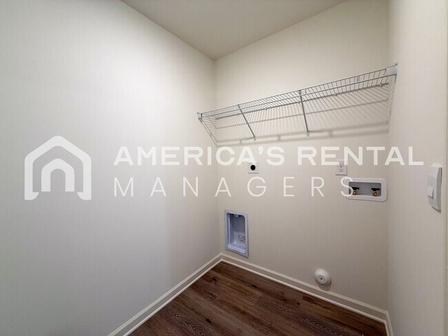 Building Photo - 11562 McCord Ln