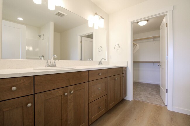 Building Photo - HANKEL1892-1898