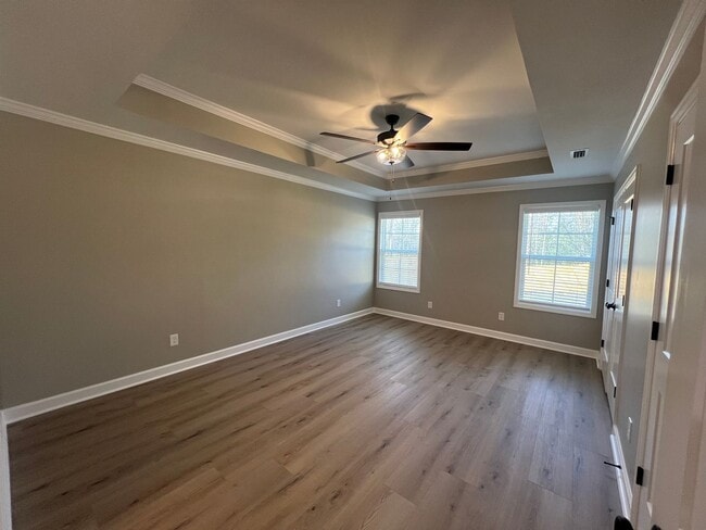 Building Photo - Available April!