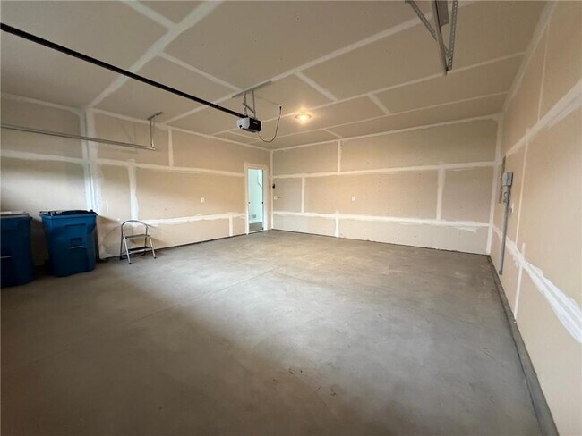 Building Photo - 22348 Isla Wy