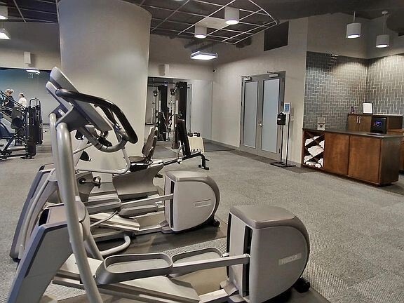 Building Photo - 3338 Peachtree Rd NE