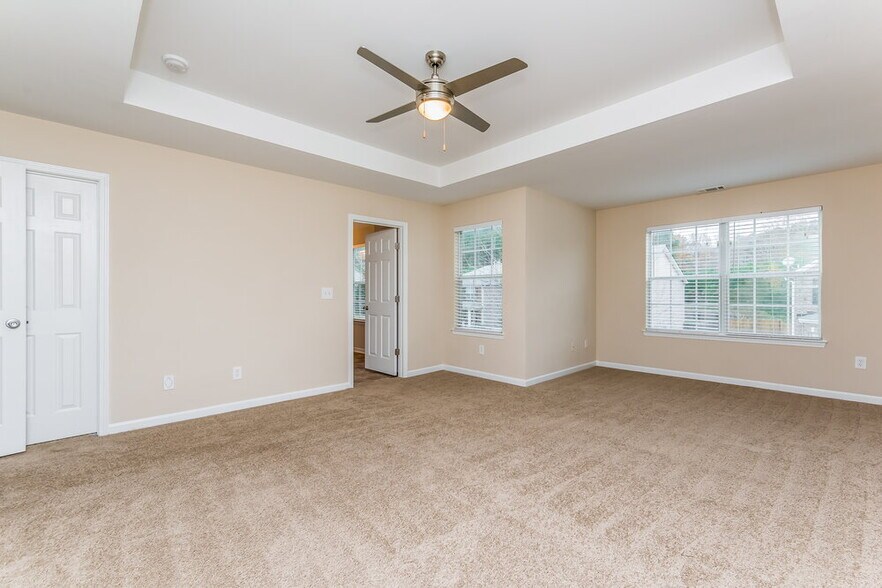 Building Photo - 309 Breeze Ct