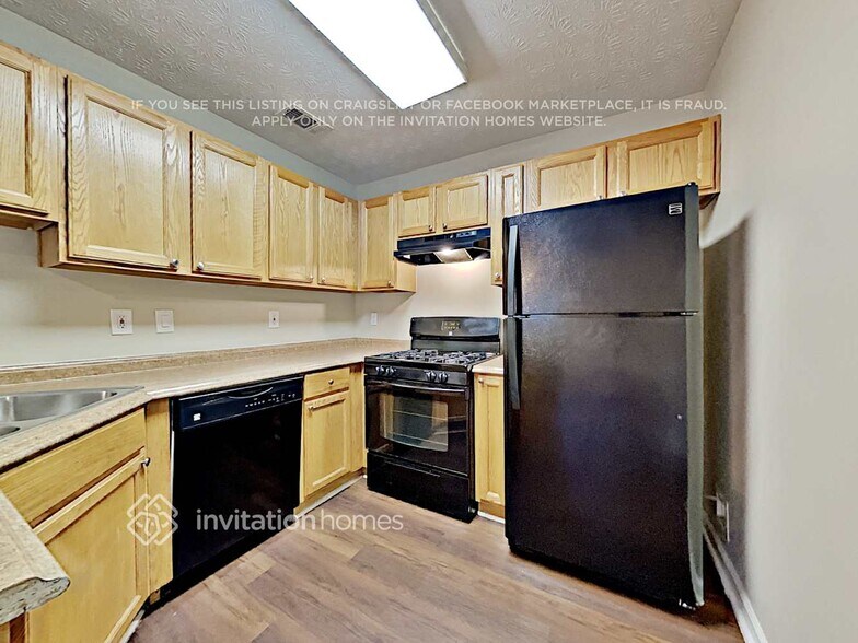 Building Photo - 740 Avening Ct