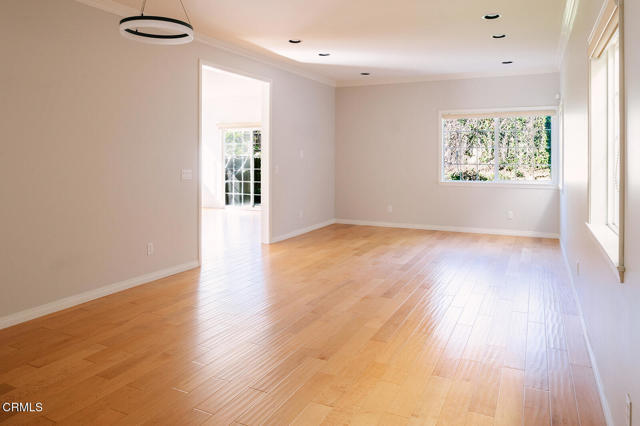 Building Photo - 2409 Olive Ave