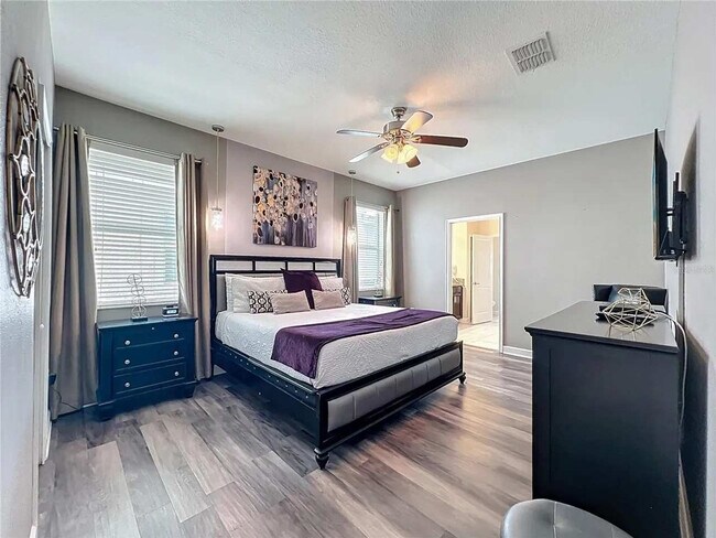 Building Photo - 9048 Sand Trap Dr