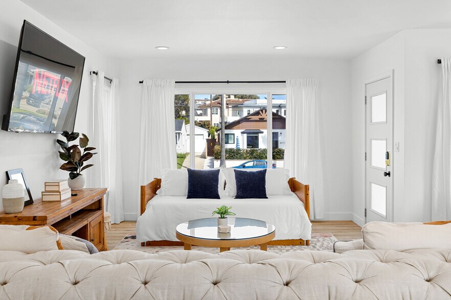 Building Photo - 614 Knob Hill Ave