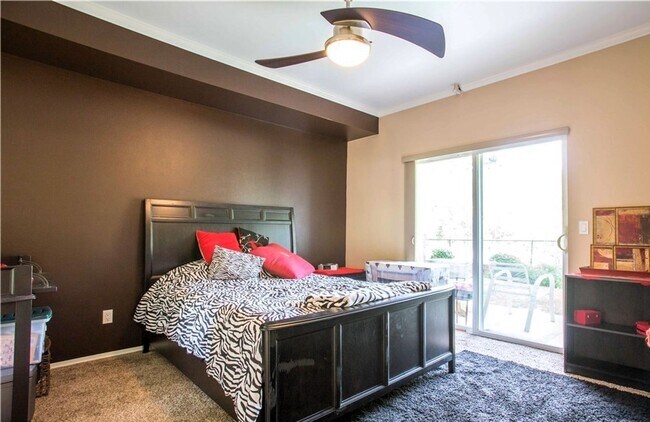 Building Photo - One Bedroom + Office, First floor unit