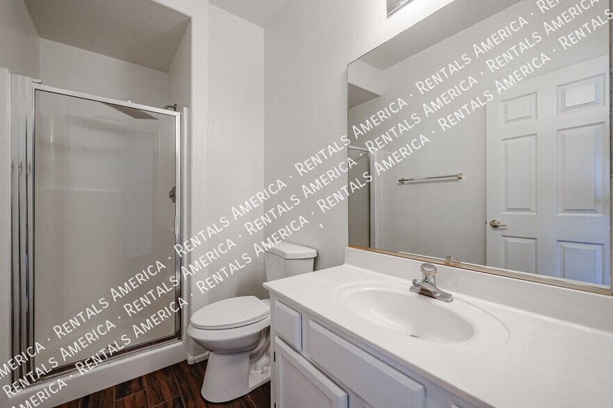Building Photo - 8849 S 51st St