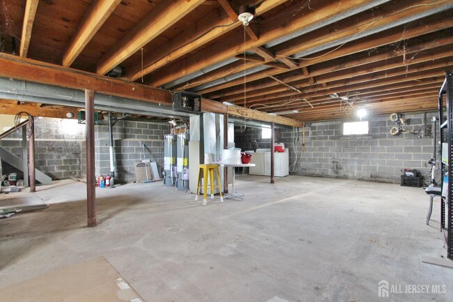 Building Photo - 516 Hamilton Blvd