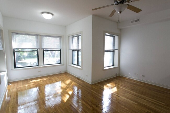 Floorplan - 5400-5408 S. Ingleside Avenue