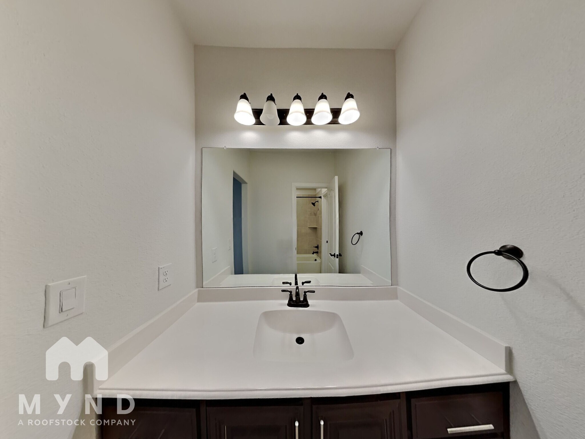 Building Photo - 2014 Ranchwood Drive