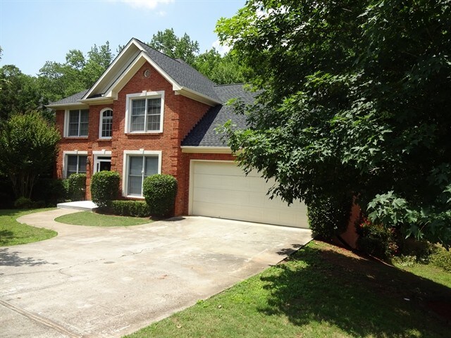 Primary Photo - 2401 Weatherstone Cir SE