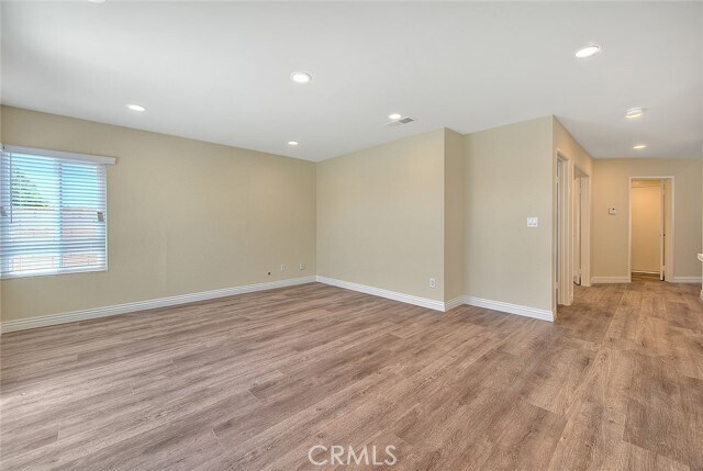 Building Photo - 3377 Silvertip Rd