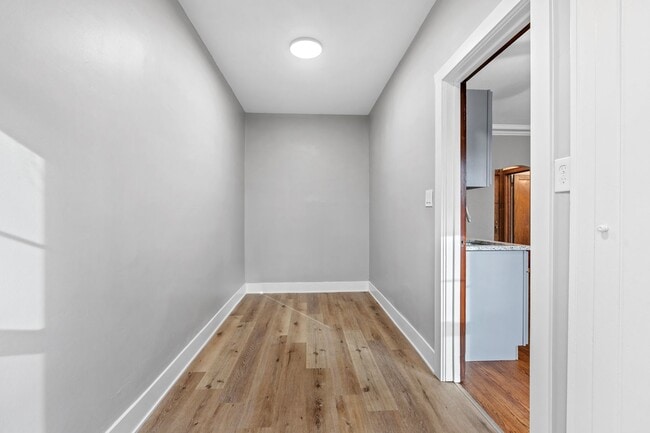 Building Photo - Newly Remodeled Vintage Charm with 21st Century : Move In Special for June 2025 $1,070.00