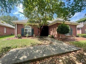 Building Photo - 3/2 Available for Rent in Ridgeland! 11 Mi...