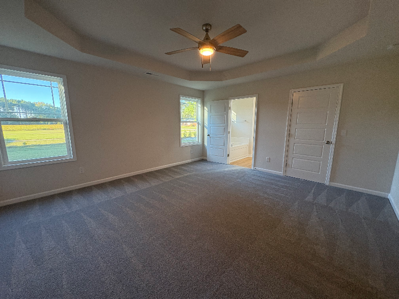 Building Photo - 32 Oakfield Trce Dr