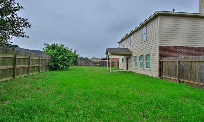 Building Photo - 20102 Glacier Falls Dr