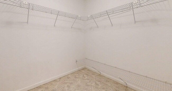 Building Photo - 142 Olean St