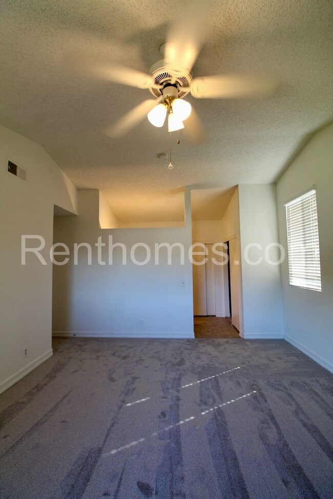 Building Photo - 10808 Red Fern Cir