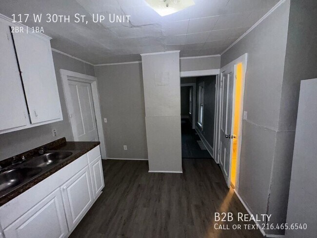 Building Photo - 117 W 30th St