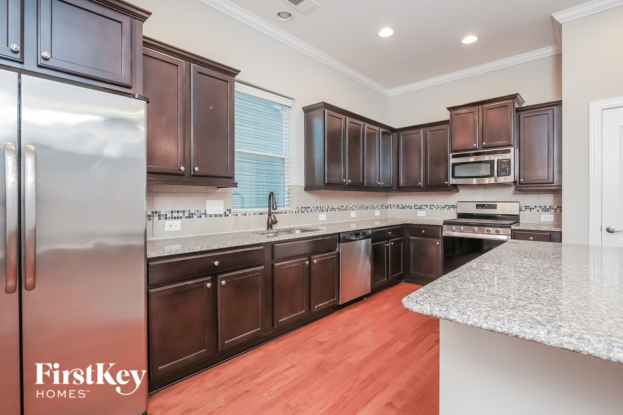 Building Photo - 215 Topsaw Ln