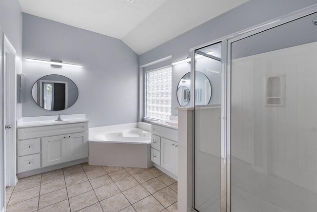 Building Photo - 6439 Stone Landing Ln