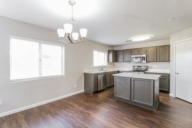 Building Photo - 12649 W Charter Oak Rd