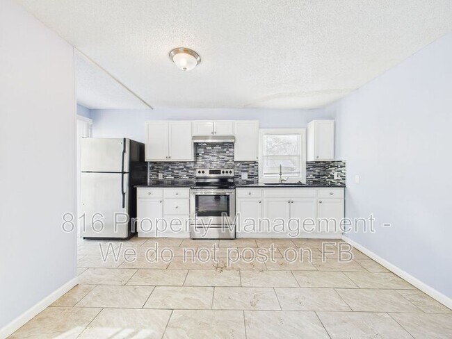 Building Photo - 1603 E 82nd St