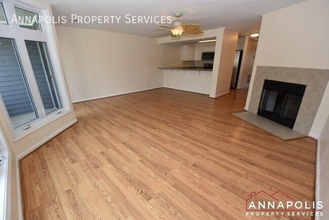 Building Photo - 1132 Lake Heron Dr