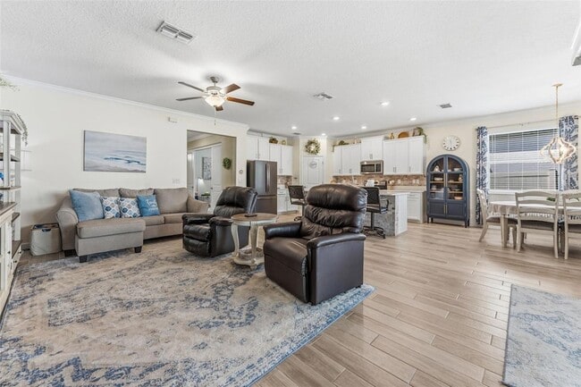 Building Photo - 31493 Cannon Rush Dr