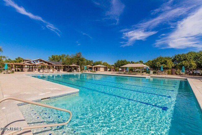 Building Photo - 4540 E Portola Valley Dr