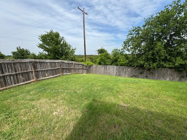 Building Photo - 6304 Castle Gap Dr