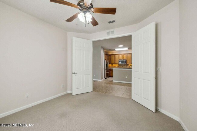 Building Photo - 9831 9831-1 Del Webb Parkway Ap