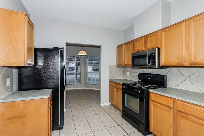 Building Photo - 12146 Landsdown Ridge Way